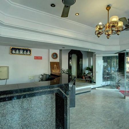 Hotel Padmam Madurai Eksteriør billede