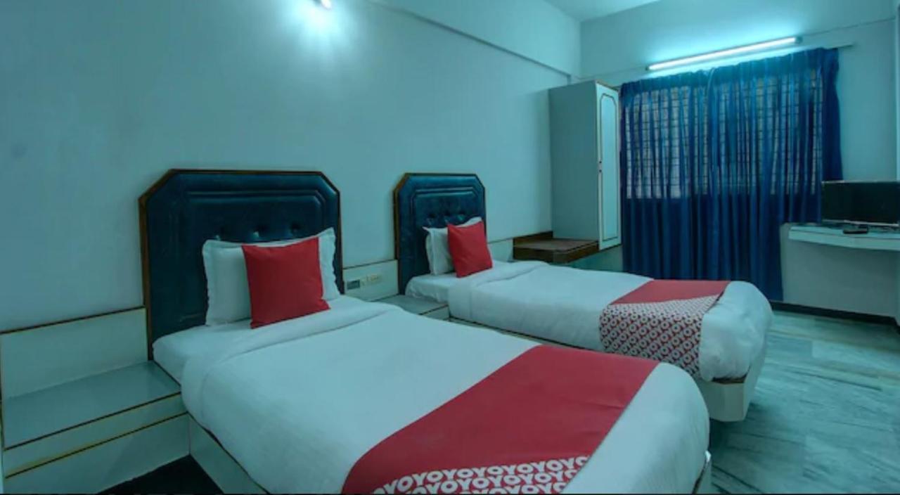 Hotel Padmam Madurai Eksteriør billede