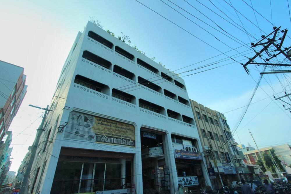 Hotel Padmam Madurai Eksteriør billede