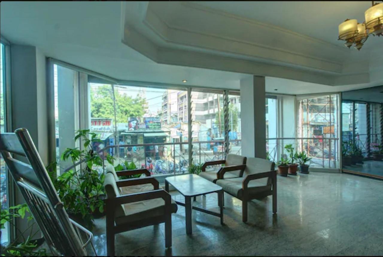 Hotel Padmam Madurai Eksteriør billede