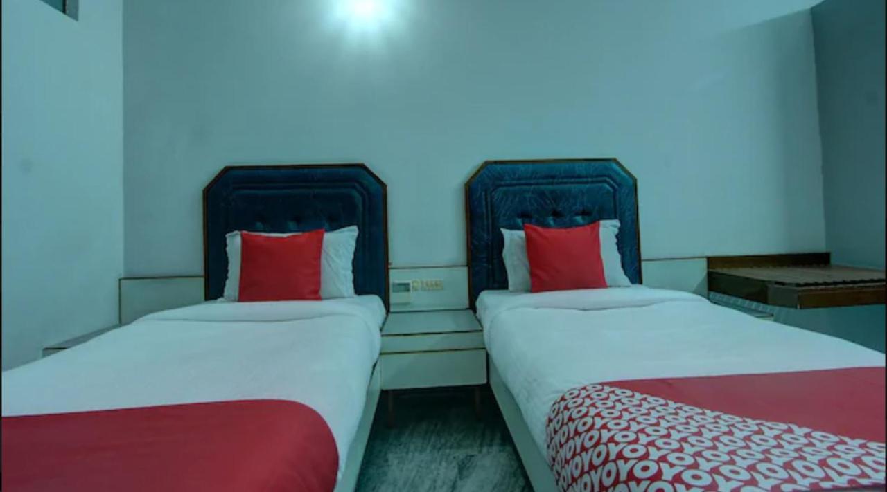 Hotel Padmam Madurai Eksteriør billede