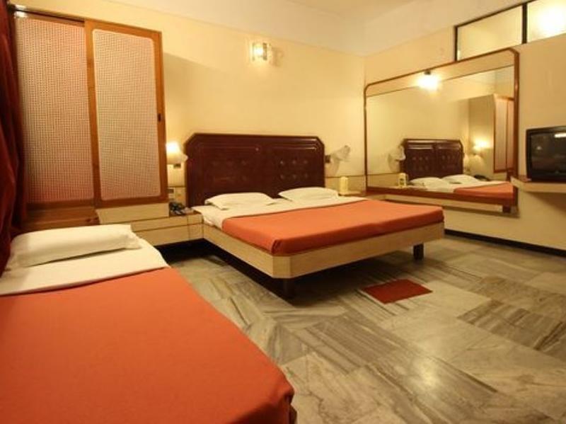 Hotel Padmam Madurai Eksteriør billede