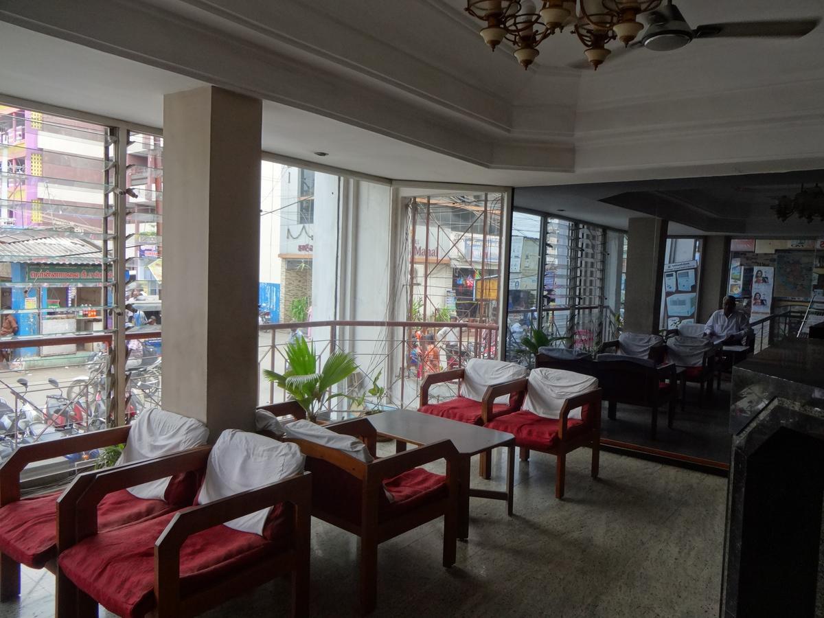 Hotel Padmam Madurai Eksteriør billede