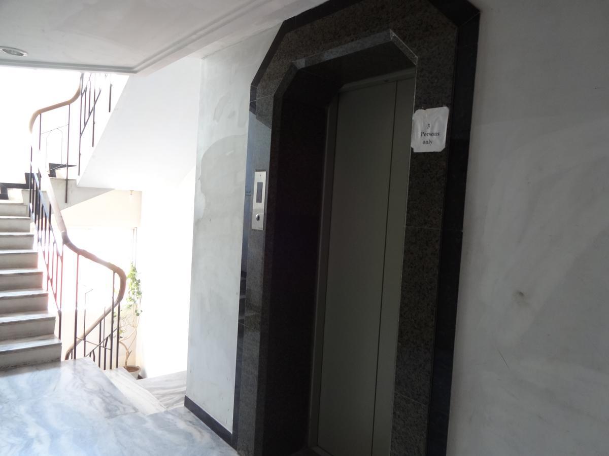 Hotel Padmam Madurai Eksteriør billede