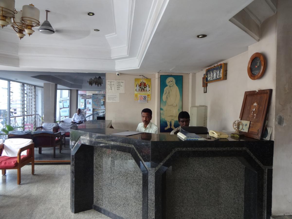 Hotel Padmam Madurai Eksteriør billede